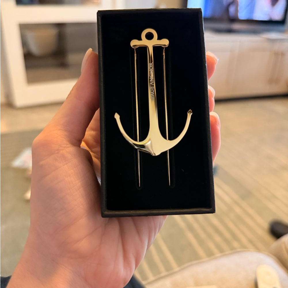 Gold Page Anchor - Book Lover!